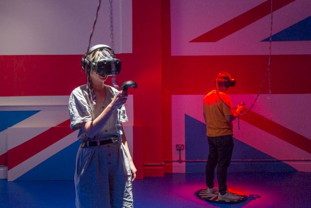 Installation view: Rachel Maclean, Zabludowicz Collection, London. I’m Terribly Sorry, 2018. Virtual reality installation. Produced in collaboration with Werkflow. Commissioned in partnership with Arsenal Contemporary. Courtesy the artist and Zabludowicz Collection. Photo: David Bebber