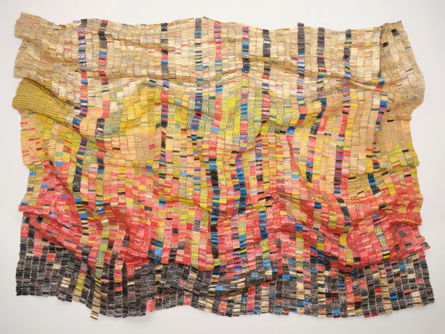El Anatsui GHANA Fresh and Fading Memories - Part V, 2007 Aluminium strips and copper wire 500 x 420 cm. | 196.9 x 165.4 in. Photo Credit: Robin Friend