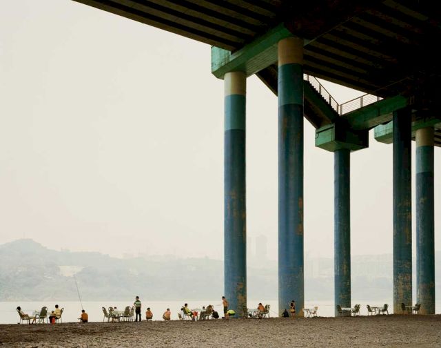 Nadav Kandar, " Yangtze, The Long River: Chongqing VI (Sunday Afternoon), Chongqing Municipality", 2006.