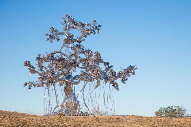 People Tree, Subodh Gupta, 2017. Photo: Robert Berg
