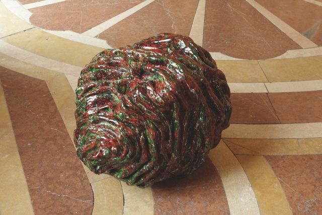 Richard Deacon, 'No Yellow‘, 2013, Glazed ceramic, 74 x 108 x 78 cm. Photo: Johannes Stoll / Belvedere, Wien