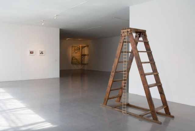 (l–r) Franz Ackermann, ’Mental Map: Fast am Wasser’, 2005; Franz Ackermann, ’Mental Map: Kommit in Letzen Moment’, 2005; Monika Sosnowska, ’The Deck (from “The fire scape”)’, 2013; Roman Ondák, ’Third Way’, 2012. Courtesy Museo Carrillo Gil – © VG Bild-Kunst, Bonn 2017