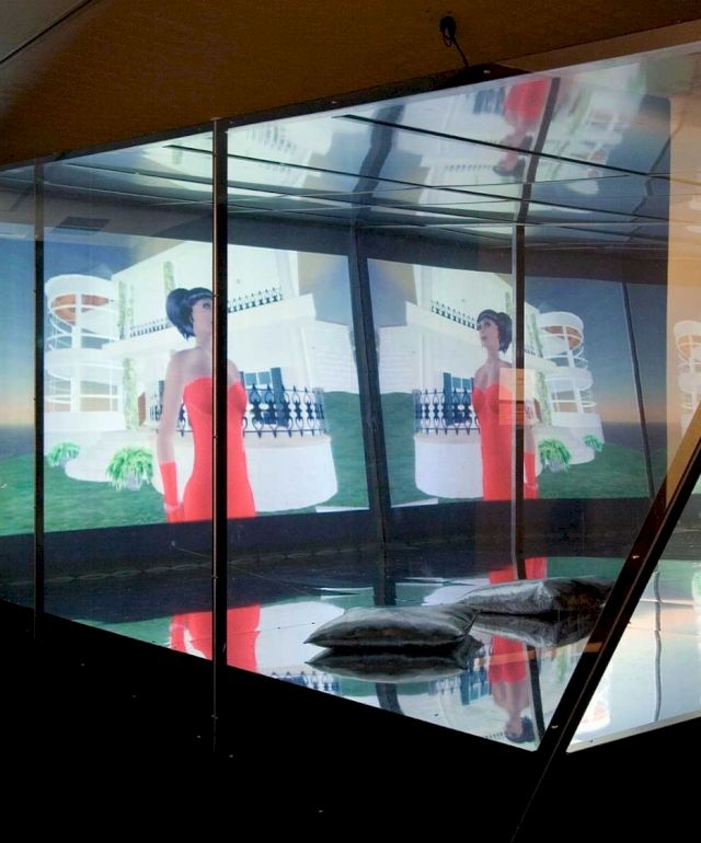 Cao Fei, ’I. Mirror: A Second Life City’, 2007 (video-still)