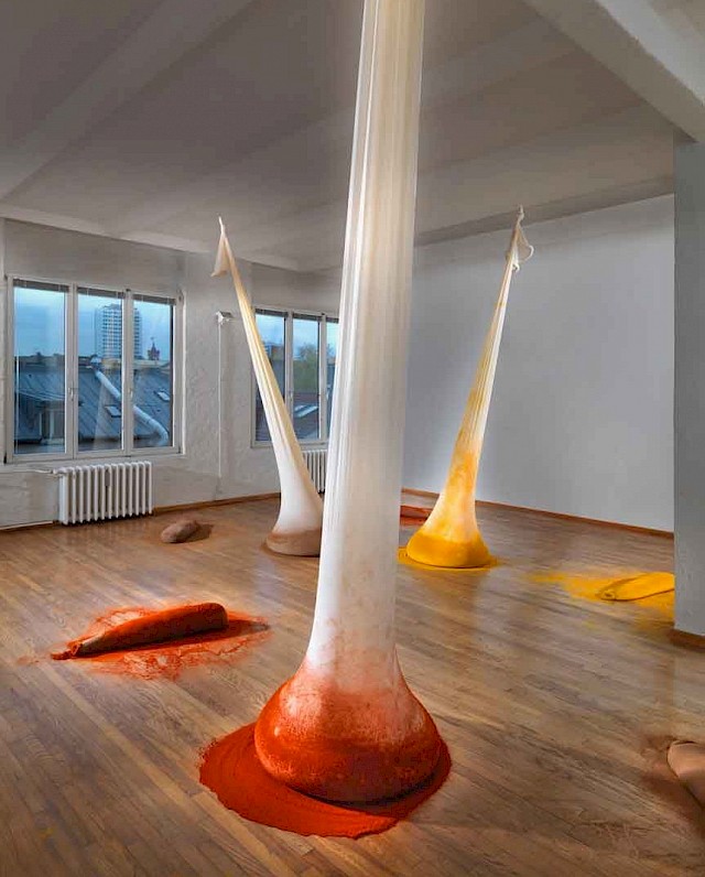 Ernesto Neto, ‘paff puff and the eternal infinite’, 1998 © Staatliche Kunstsammlungen Dresden; Schenkung Sammlung Hoffmann